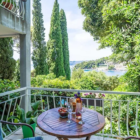 Διαμέρισμα & Mara & Petrunjela - One Bedroom With Terrace And Sea View Cavtat