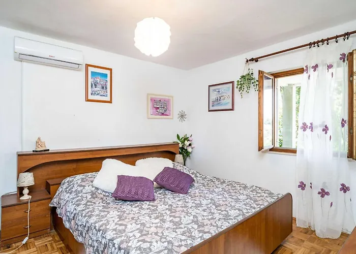 & Mara & Petrunjela - One Bedroom With Terrace And Sea View Cavtat