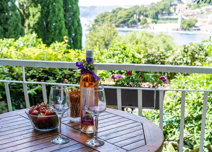 & Mara & Petrunjela - One Bedroom With Terrace And Sea View