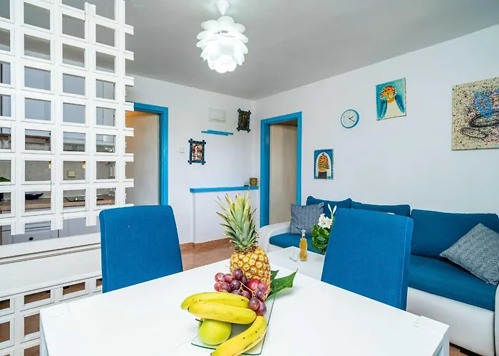 & Mara & Petrunjela - One Bedroom With Terrace And Sea View Apartament Cavtat