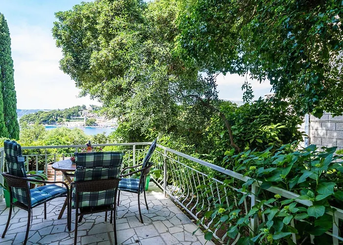 & Mara & Petrunjela - One Bedroom With Terrace And Sea View *