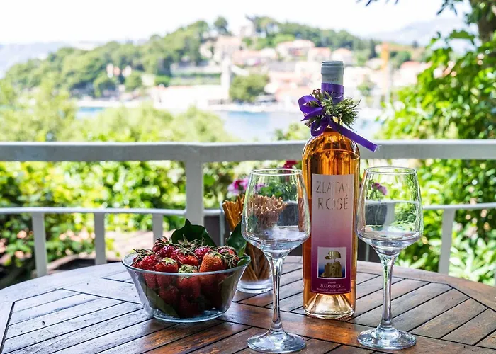 & Mara & Petrunjela - One Bedroom With Terrace And Sea View Apartament *