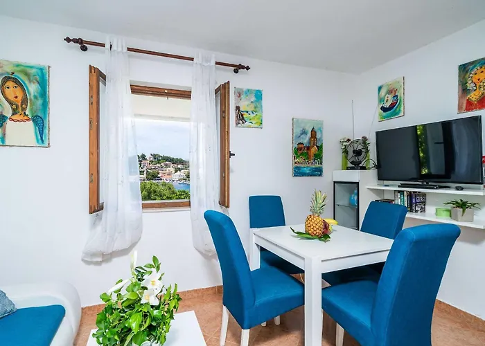 Apartament & Mara & Petrunjela - One Bedroom With Terrace And Sea View